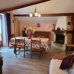 Confortable A Plombieres-les-bains, Proche Thermes, Nature Et - Fr-1-589-194 度假居