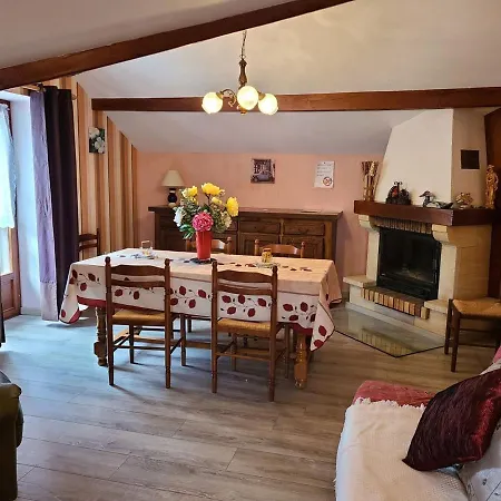 Confortable A Plombieres-les-bains, Proche Thermes, Nature Et - Fr-1-589-194 別荘