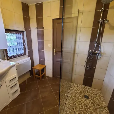 Confortable A Plombieres-les-bains, Proche Thermes, Nature Et - Fr-1-589-194