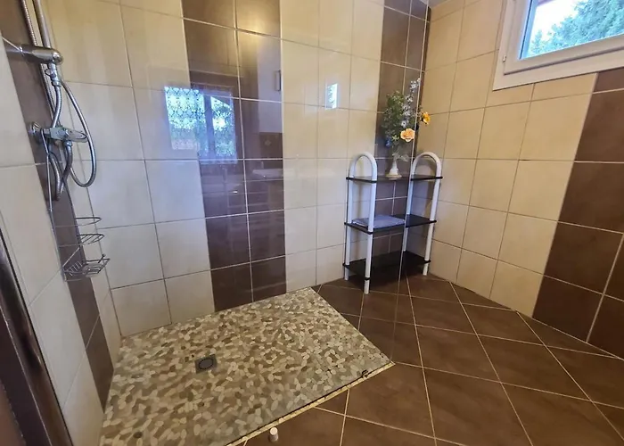 Confortable A Plombieres-les-bains, Proche Thermes, Nature Et - Fr-1-589-194 Prázdninový dům *